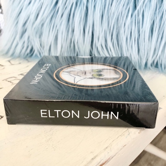 Elton John, 2010, RARE, 3 CD Set, Greatest Hits 1970 - 2002 & Duets, NEW, Sealed - Picture 5 of 8